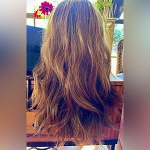 NEW BELLE TRESS Peerless 22 Mocha Cream Wig Heat Friendly New in box $358